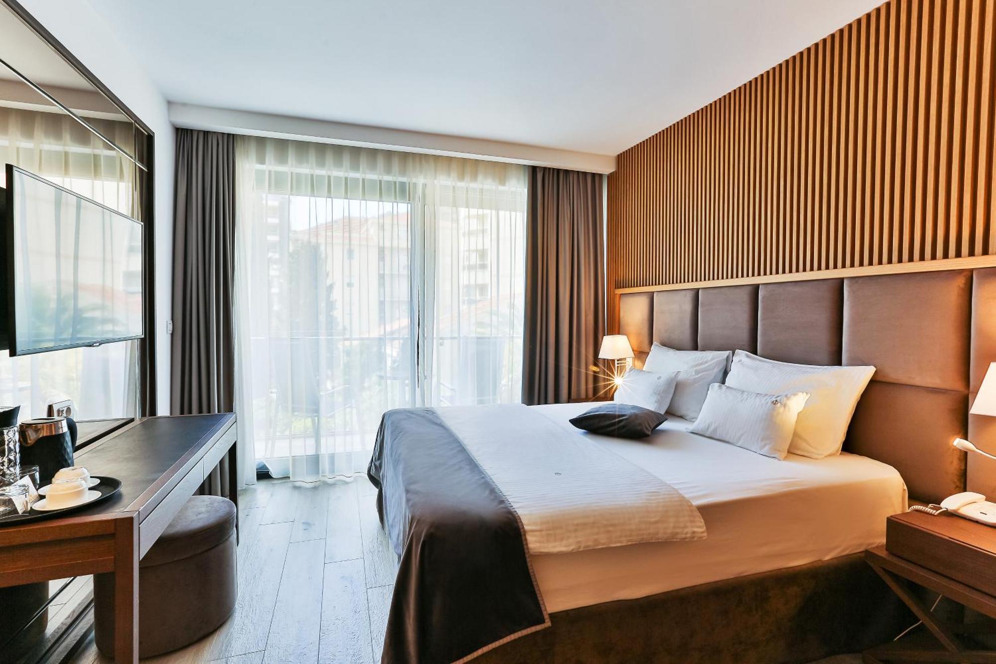 Hotel Fagus By Aycon Budva Bagian luar foto